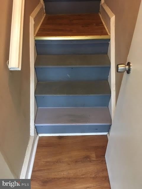 703 W ANNSBURY Street – photo 4