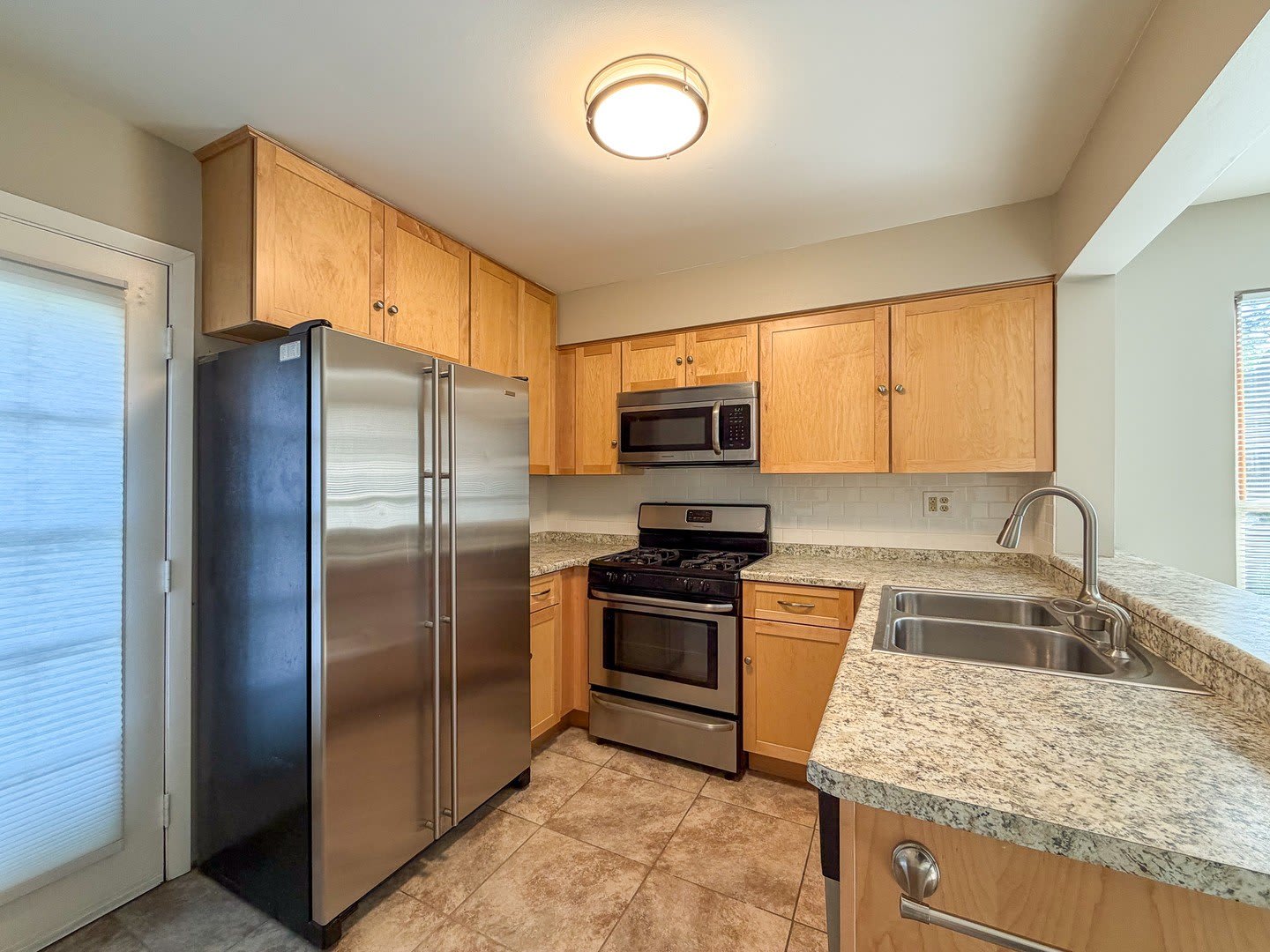 2615 Oakshire Court – photo 4