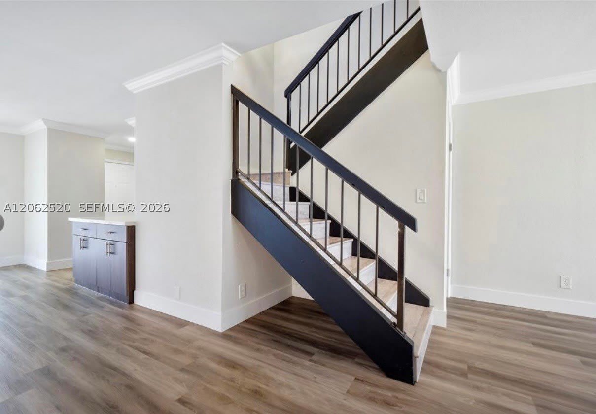 4828 Sheridan St – photo 5