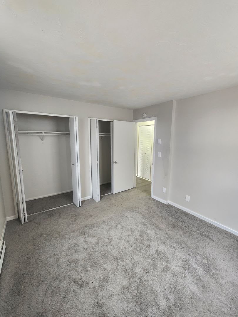 Washington Square Apartments – photo 5