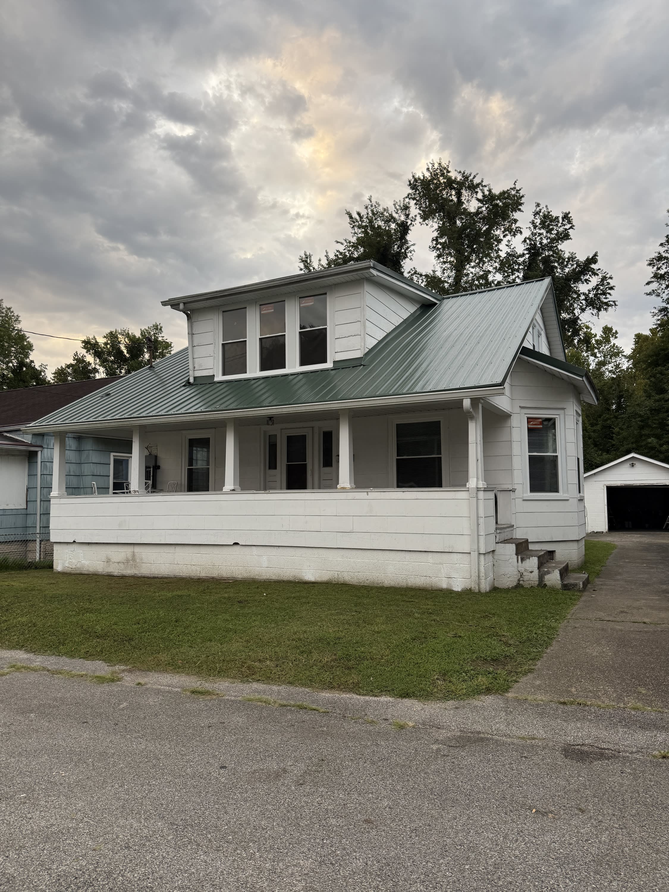 20 138th Street – photo 1