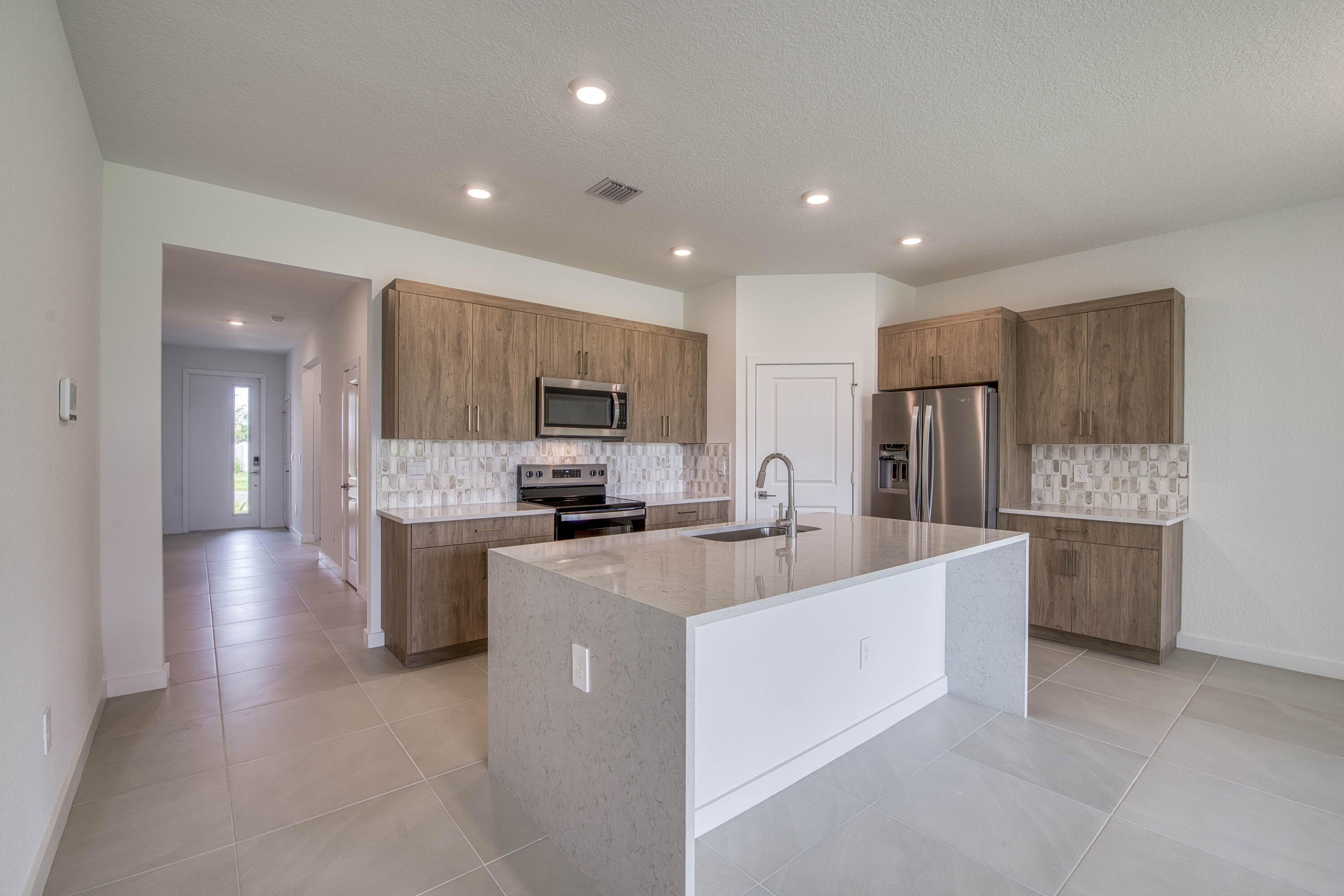 2071 NE Cedar Street – photo 3