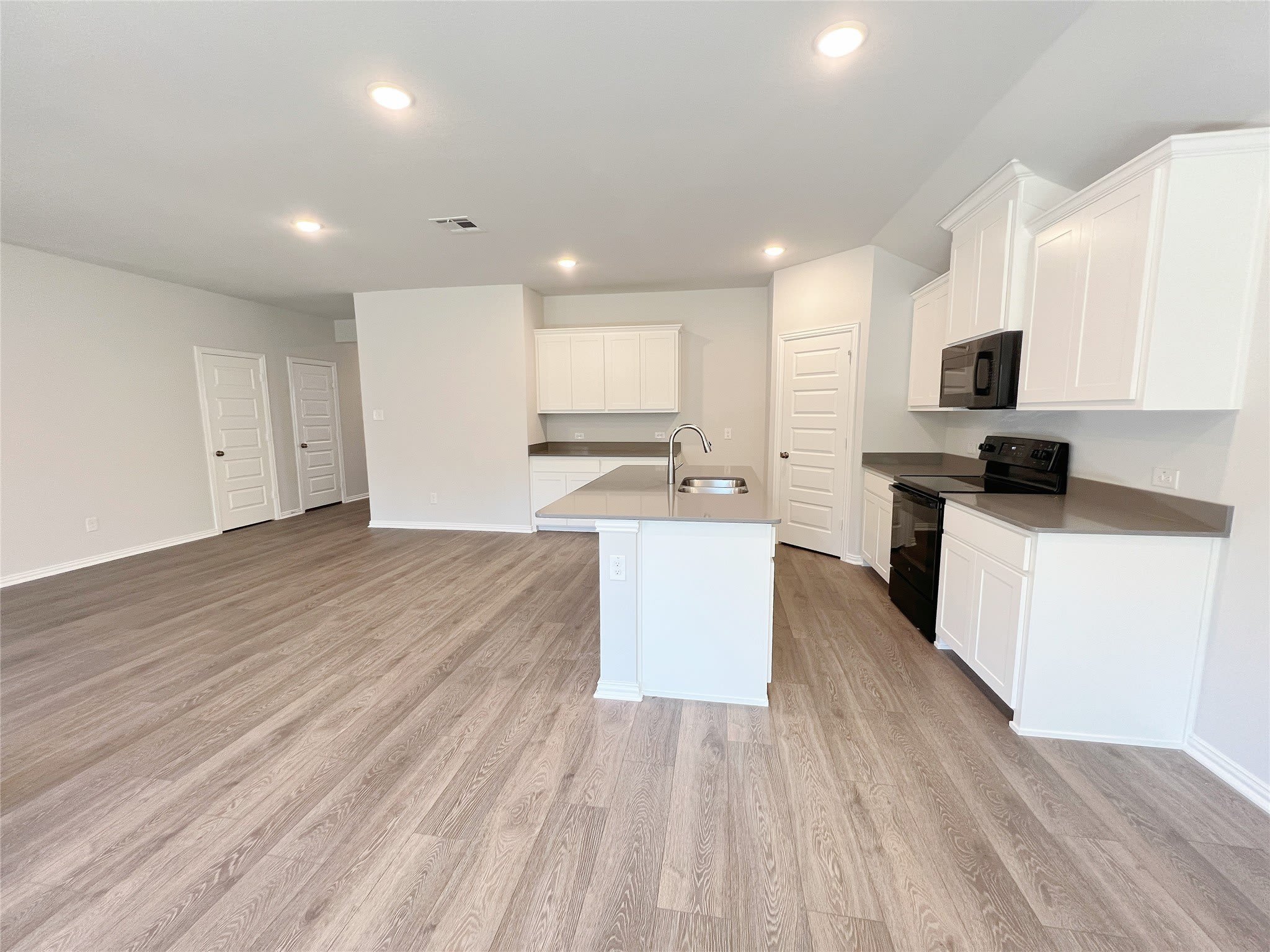1817 Saint James Place Lane – photo 5