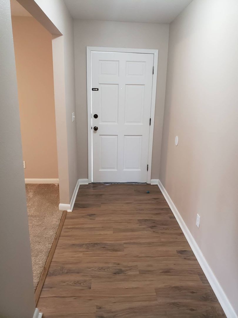 Charming 3Bed 2Bath Brick Home W Bonus Office Space Upgraded Comfort Near Martin Lake 1 2 Off Security Deposit For A D Military – photo 4