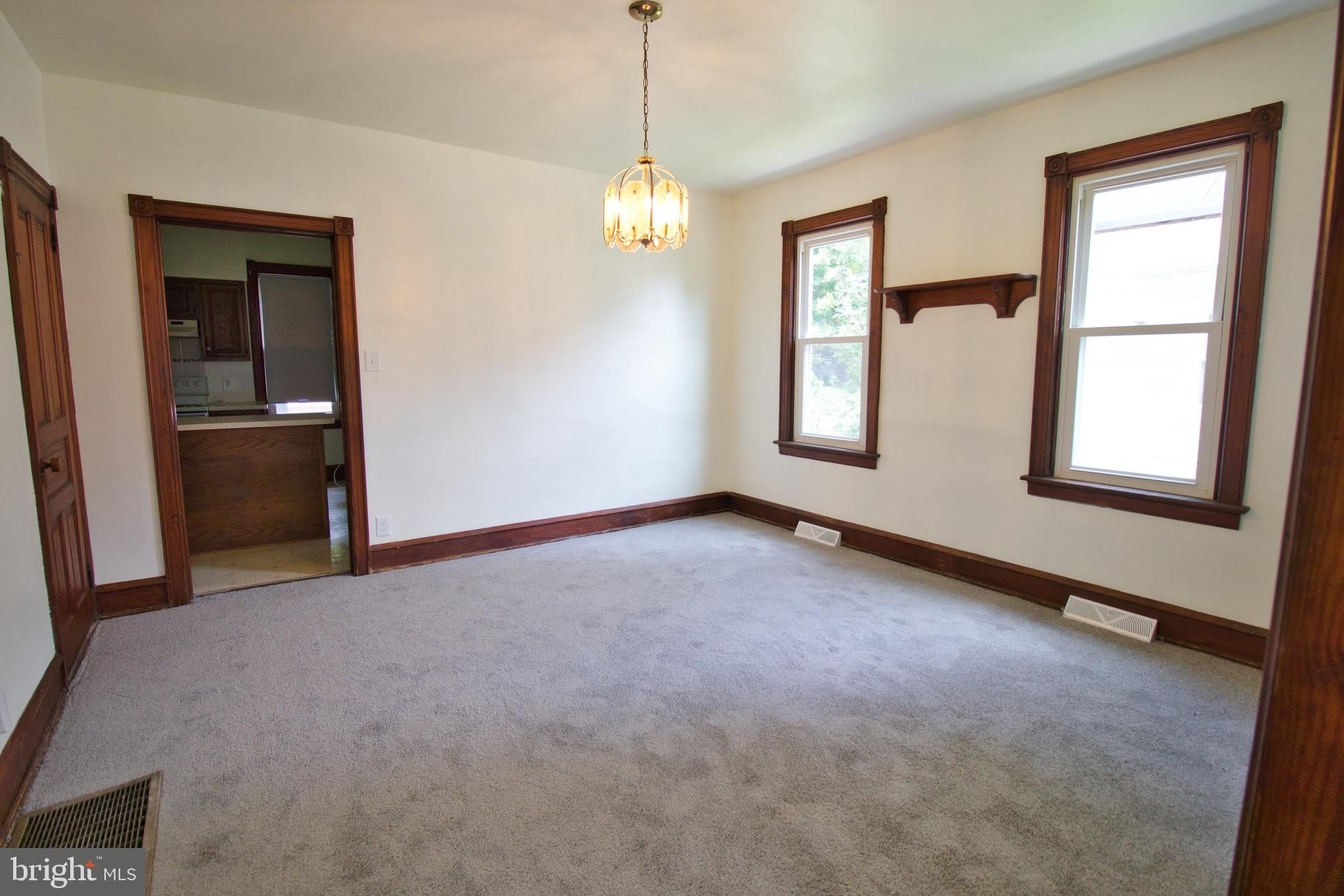 143 GREEN Street – photo 5