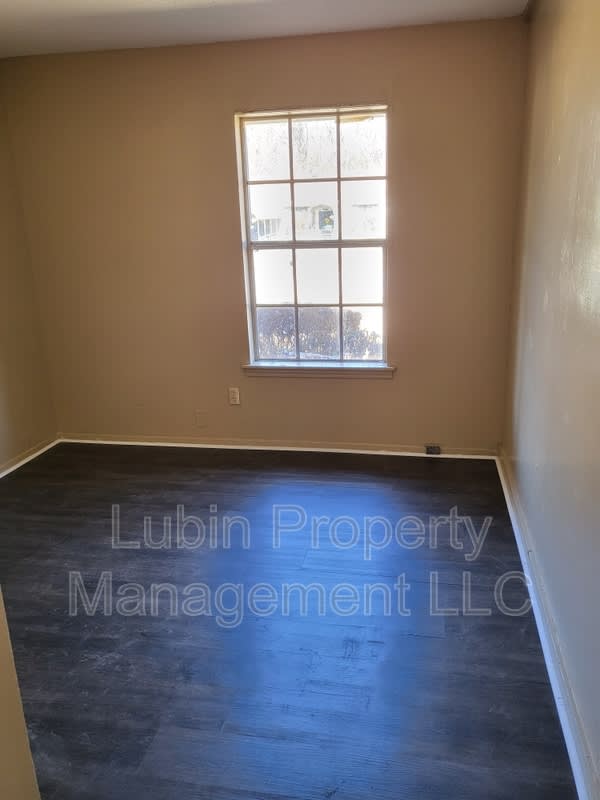 4957 Tiergarten St – photo 4