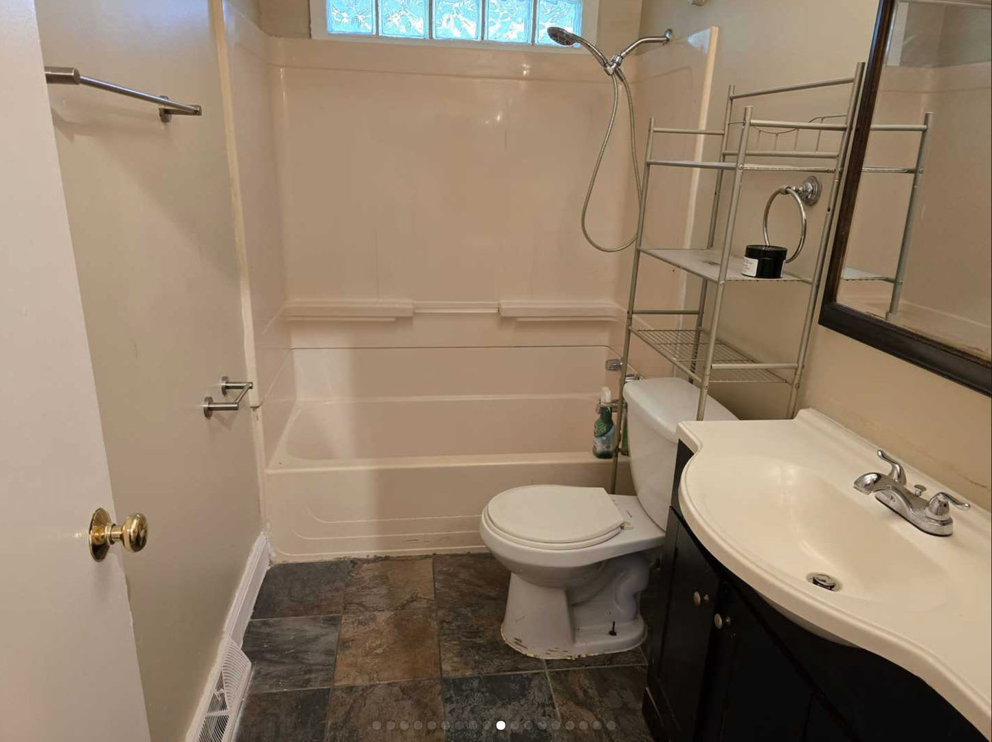 Charming 3-Bedroom Ranch with Modern Updates and Ample Parking – photo 5