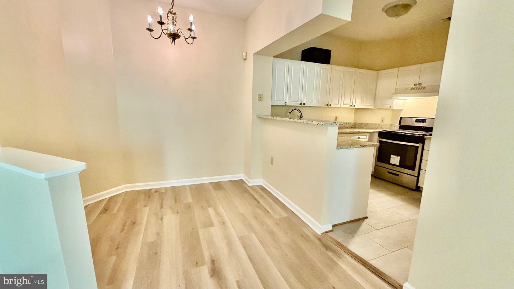 2203 WESTCOURT Lane – photo 4