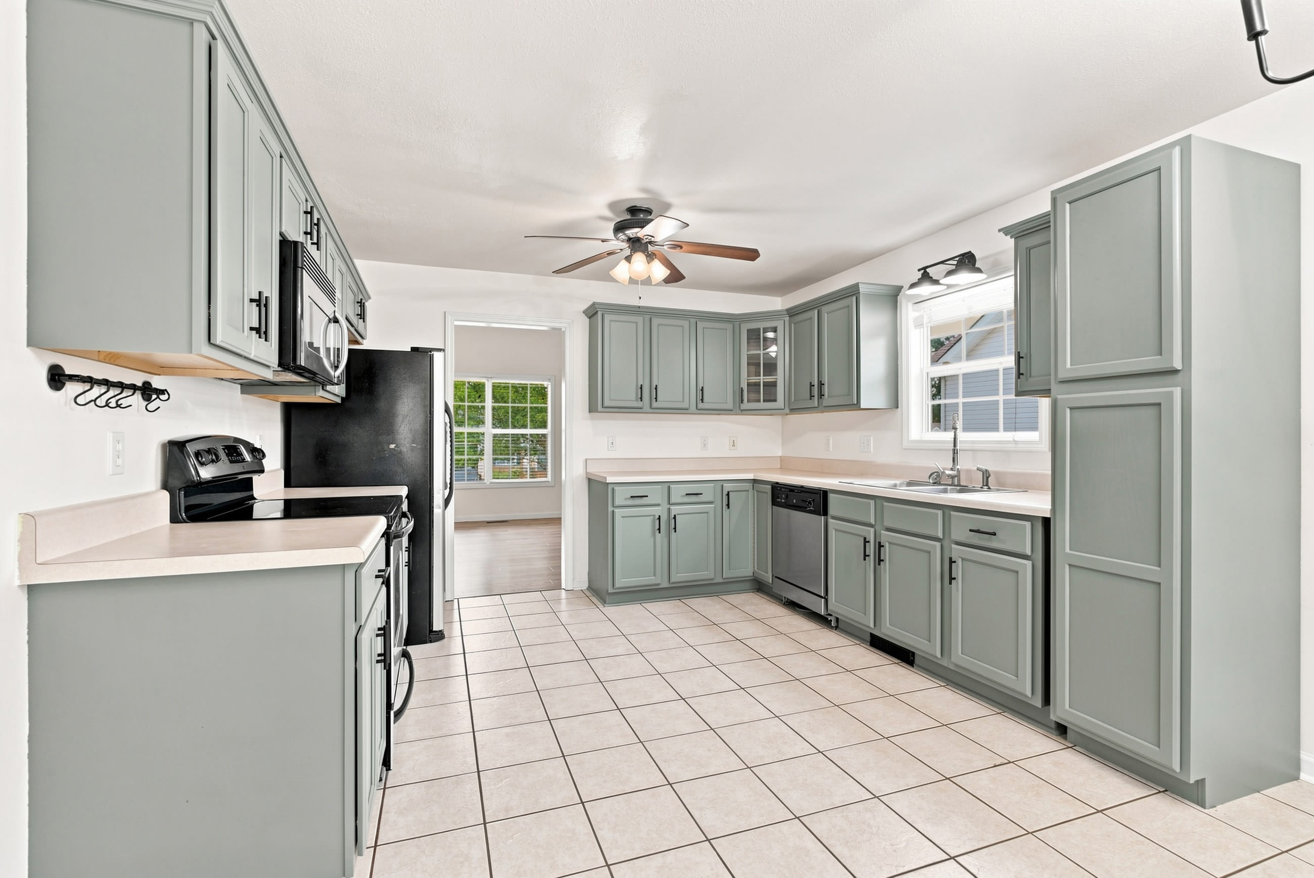1524 Cedar Springs Circle – photo 5