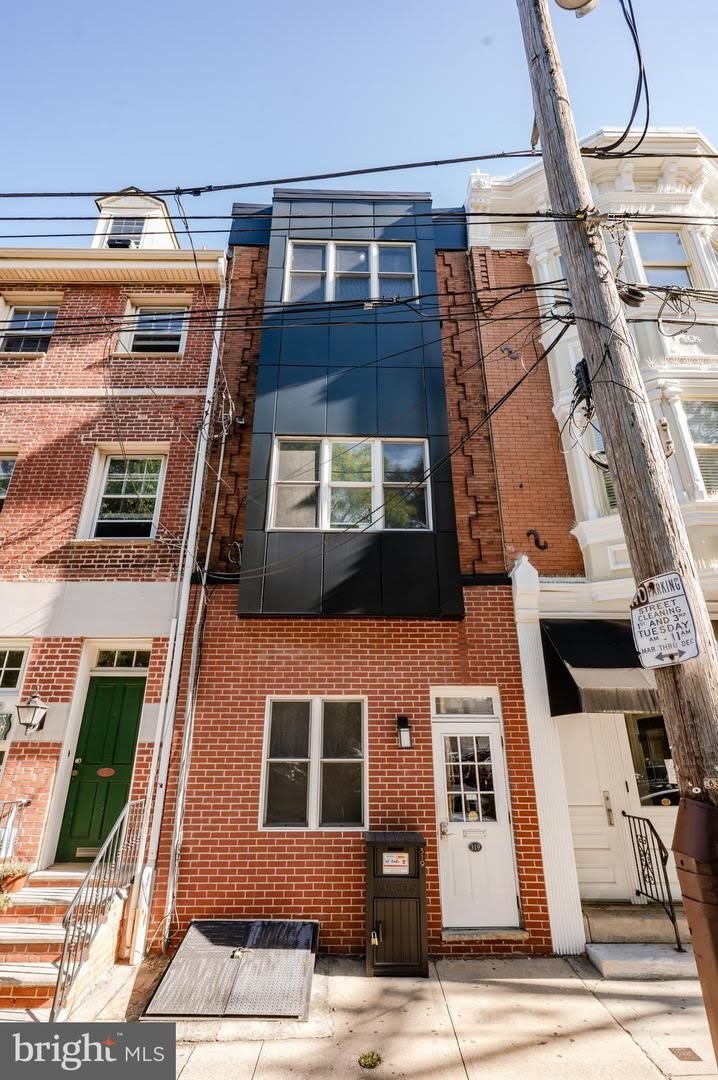 319 BAINBRIDGE ST – photo 5