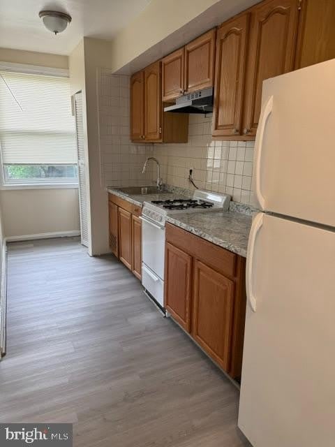 1014 NE 48TH Place NE – photo 5