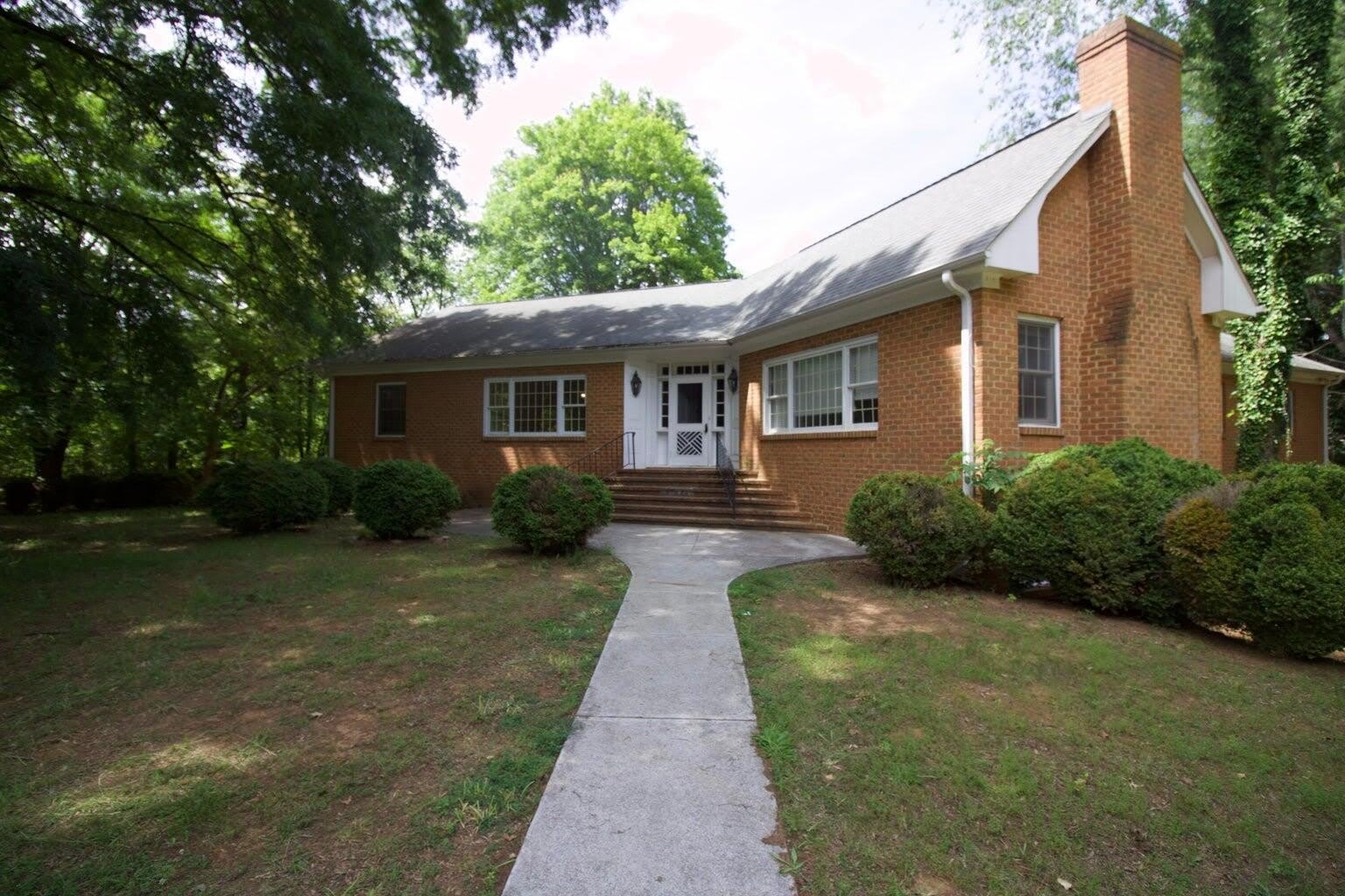 1502 Electric RD – photo 1