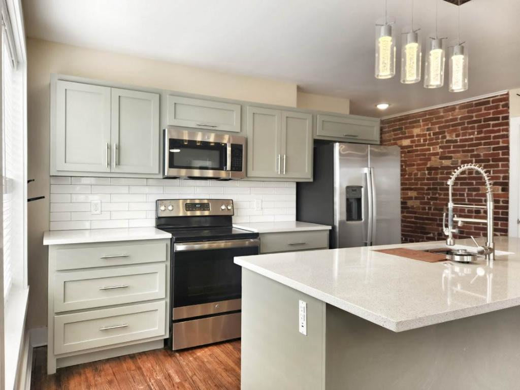 2529 E Admiral Pl – photo 4