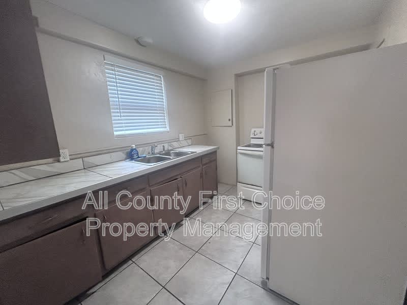 2843 1/2 2nd Ave So – photo 2