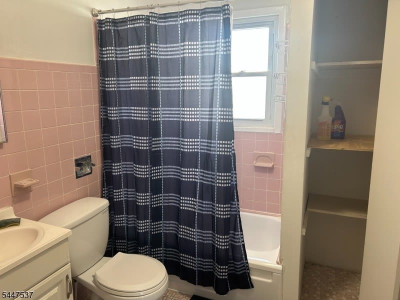 14 Bergen Ave – photo 4