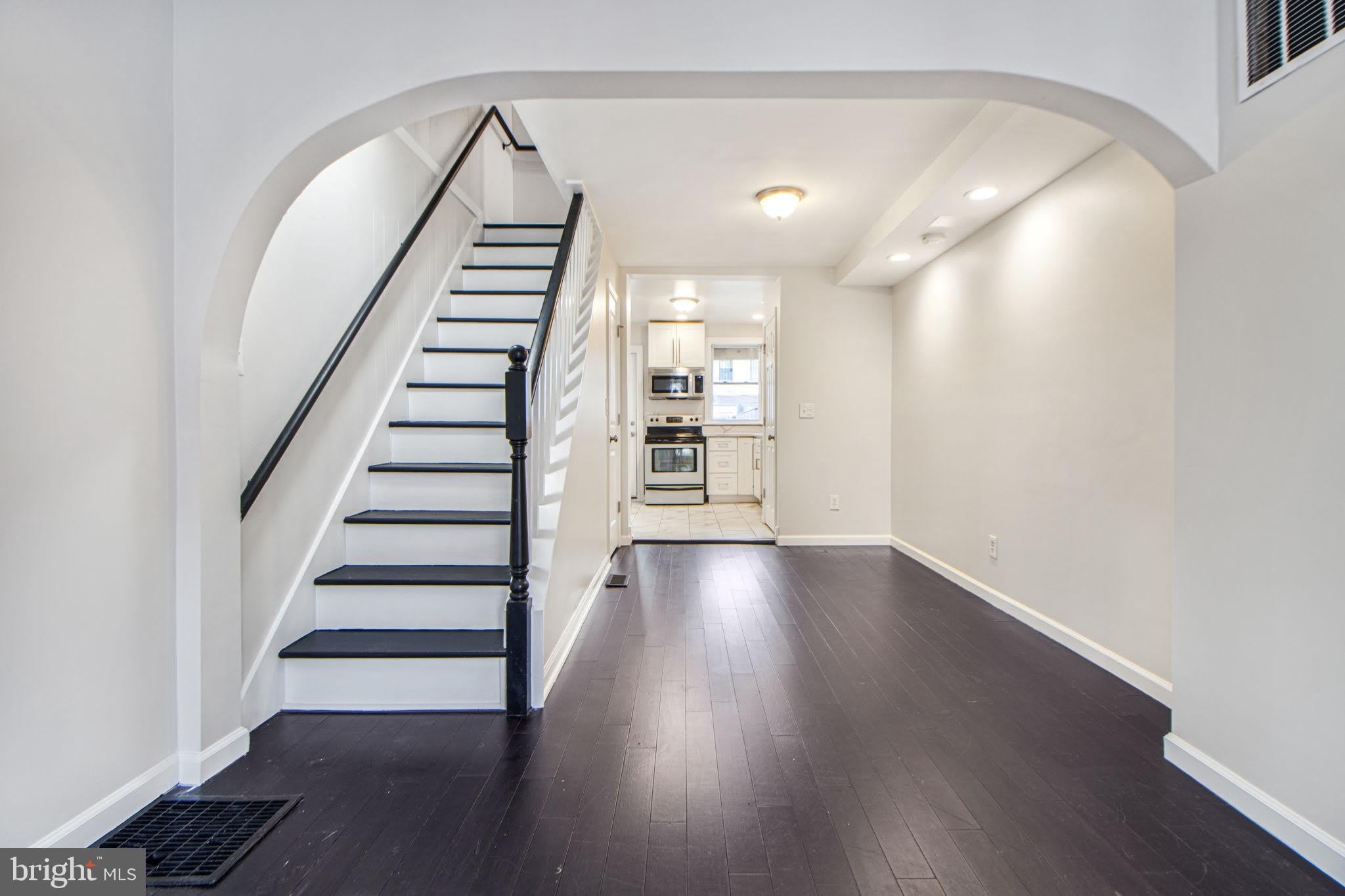 1165 CLEVELAND Street – photo 4