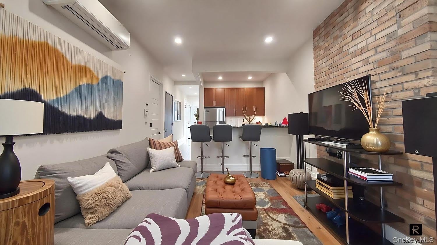 456 Bergen Street – photo 2