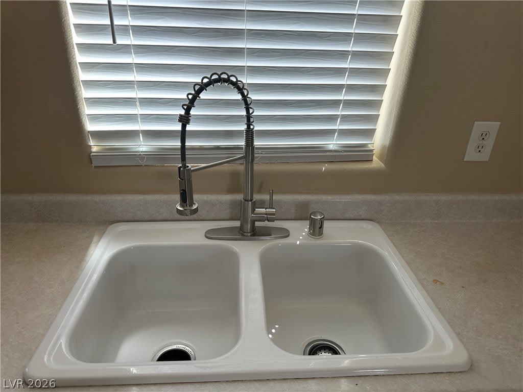 2120 Fred Brown Drive – photo 5
