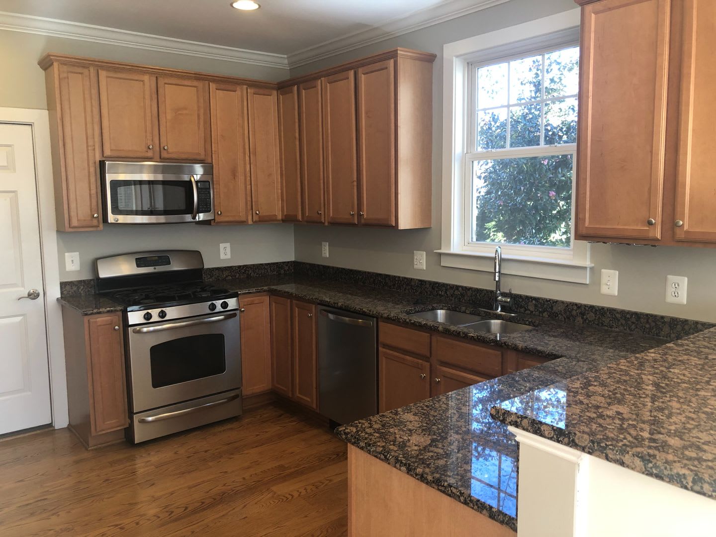 178 Brookwood Drive – photo 4