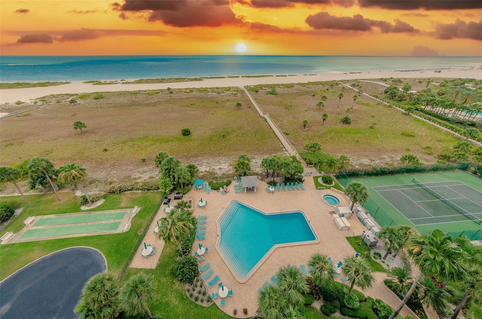 1250 GULF Boulevard – photo 4