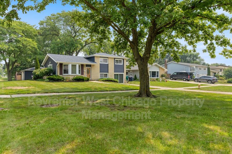 1003 S Finley Rd – photo 3
