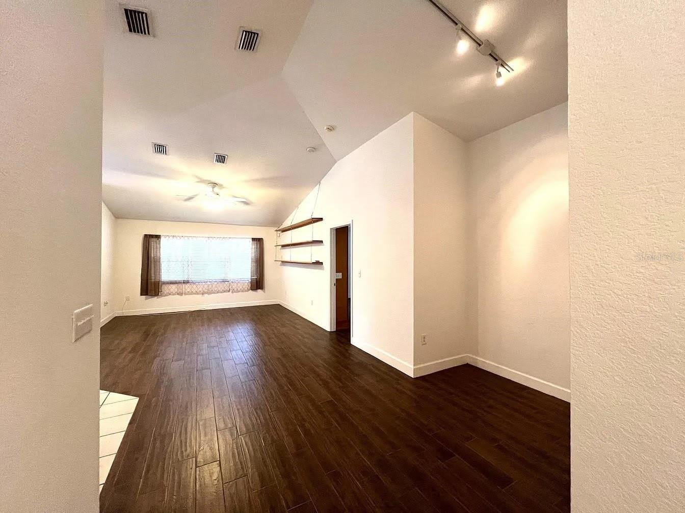 1485 DONEGAN Road – photo 5