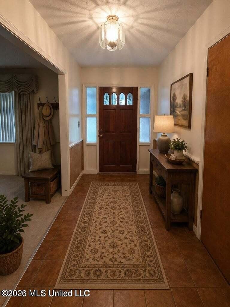 1195 N Old Canton Road – photo 3