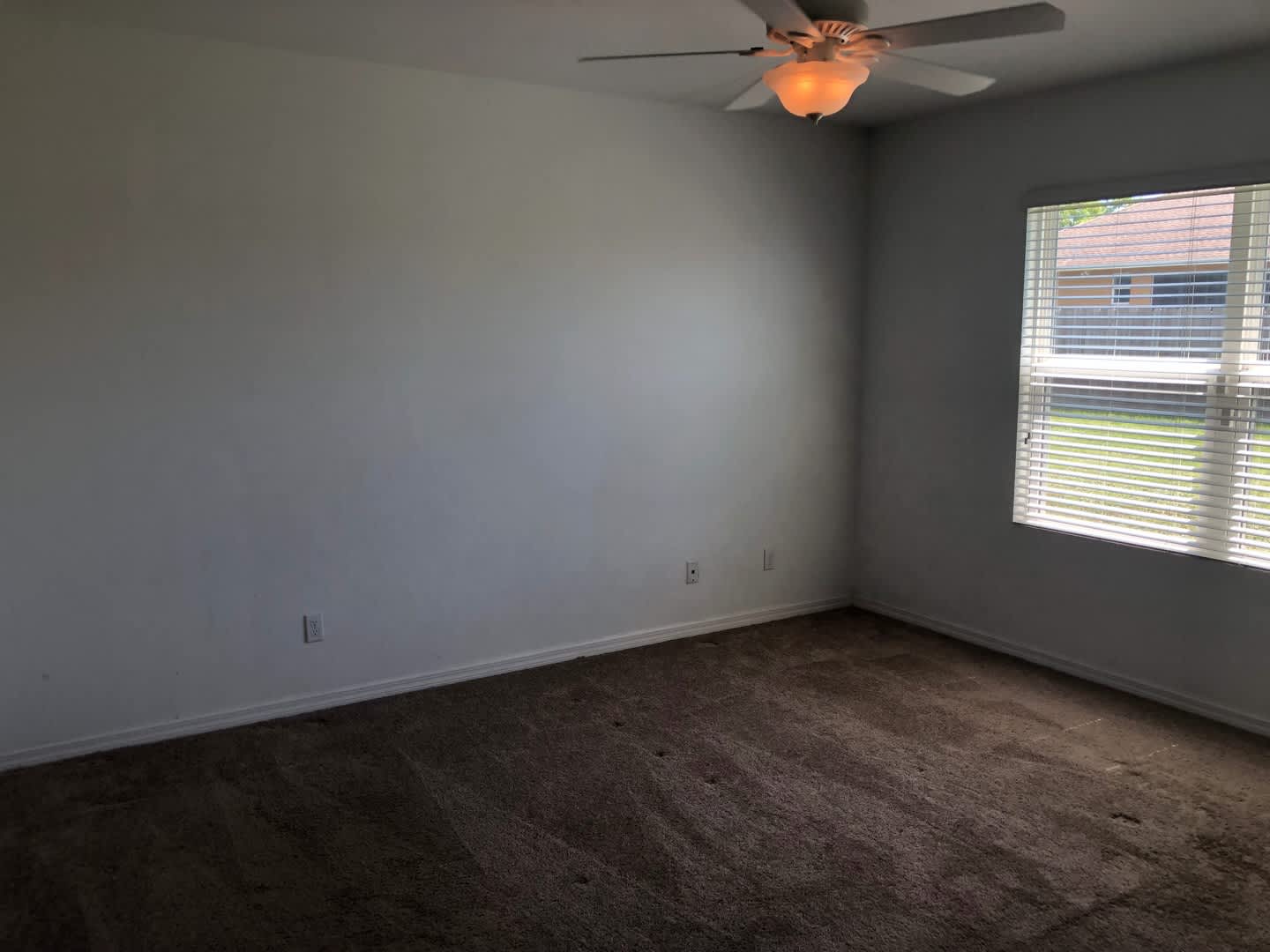 3 bedroom 2 bath single family home – photo 2