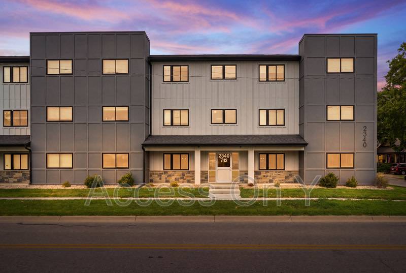 2320 Y Street – photo 2