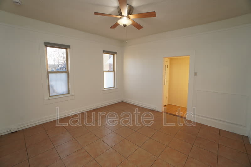 2417 E 47th Ave – photo 3