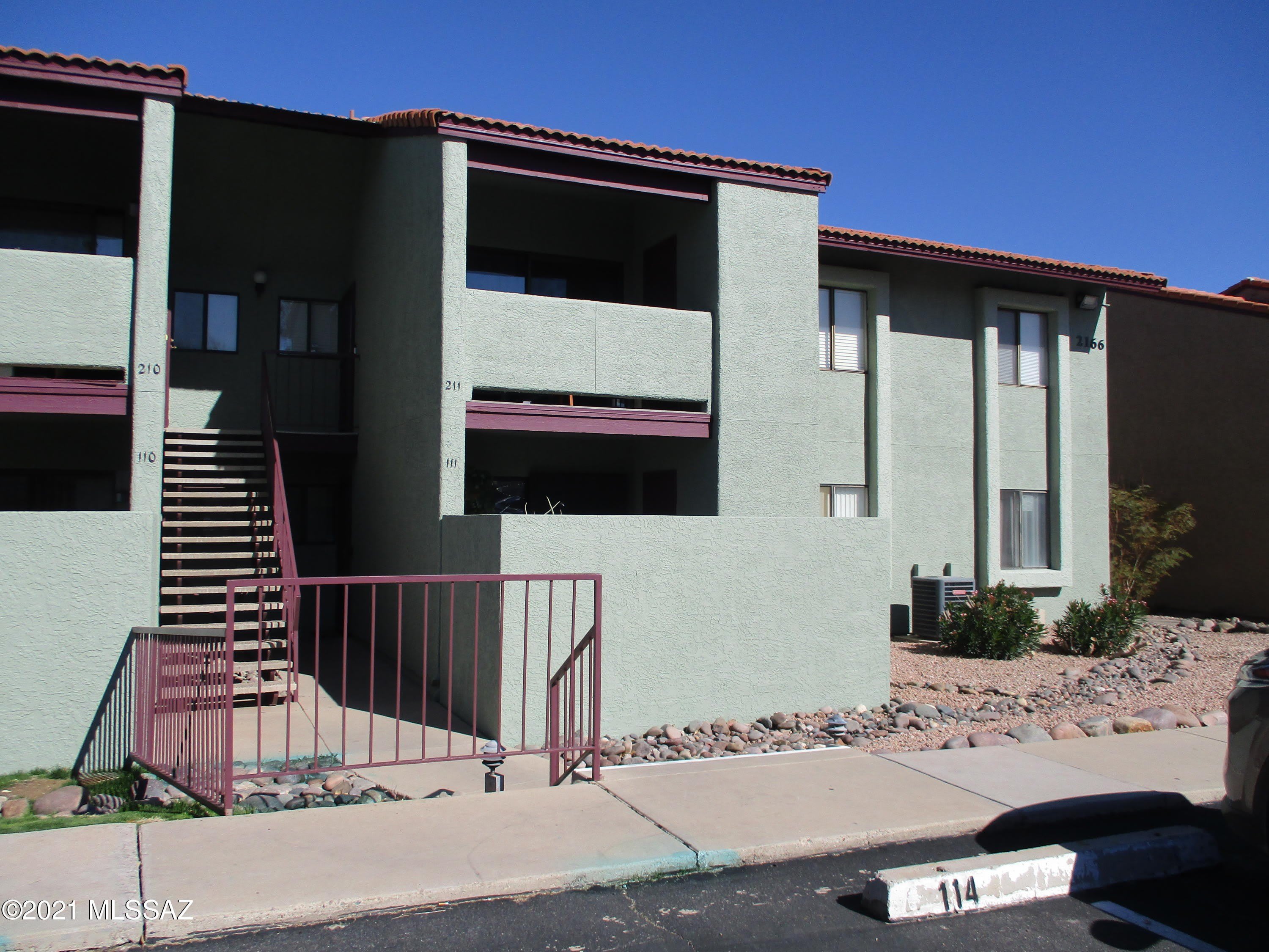 2166 N Pantano Road – photo 1
