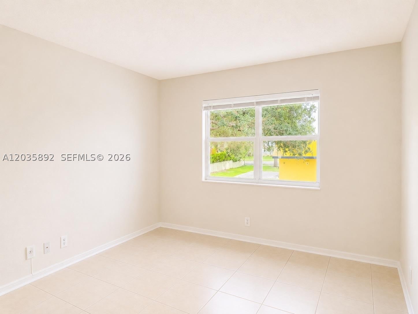280 S Cypress Rd – photo 5