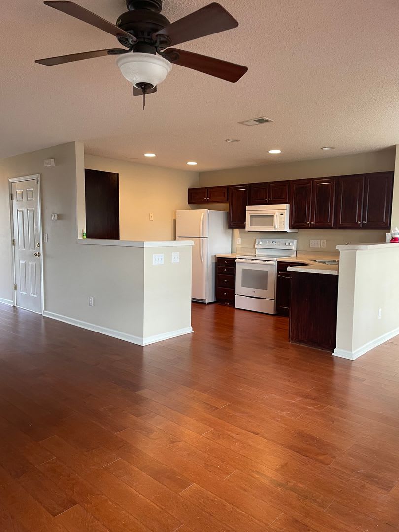 Beautiful Townhome In Ballantyne – photo 5