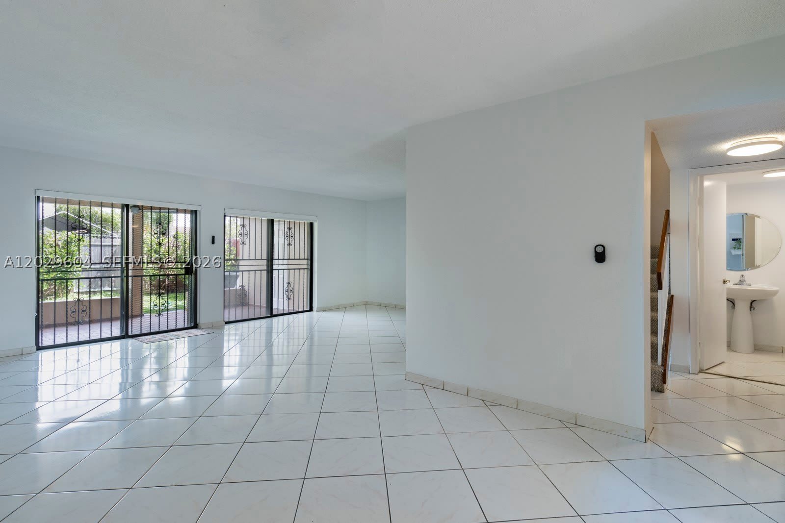 3804 SW 79th Ave – photo 4