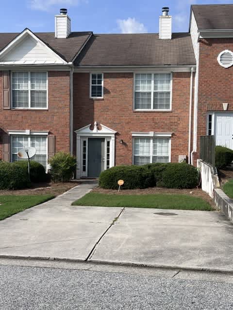 2770 Parkway Cove – photo 1