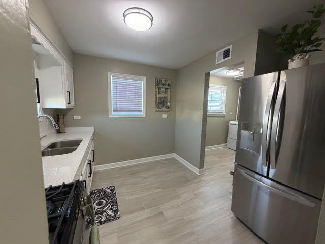 6104 S Nashville Avenue – photo 3