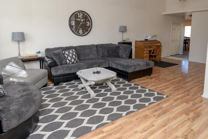 Three Bedroom Stand Alone Town Home – photo 3