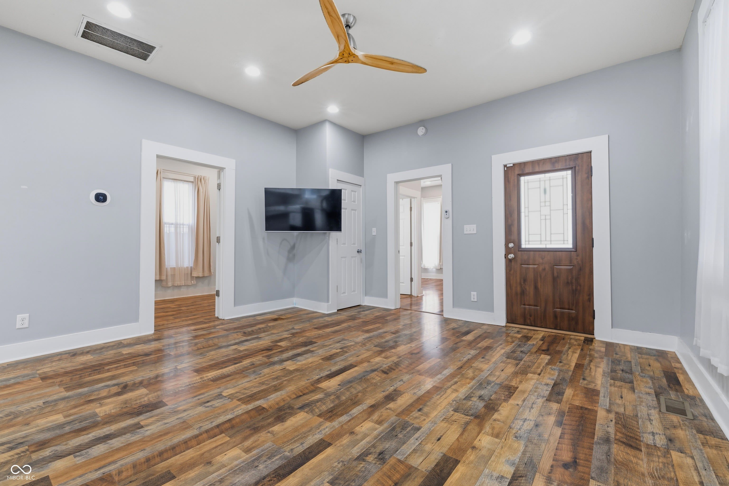 1330 Lexington Avenue – photo 5