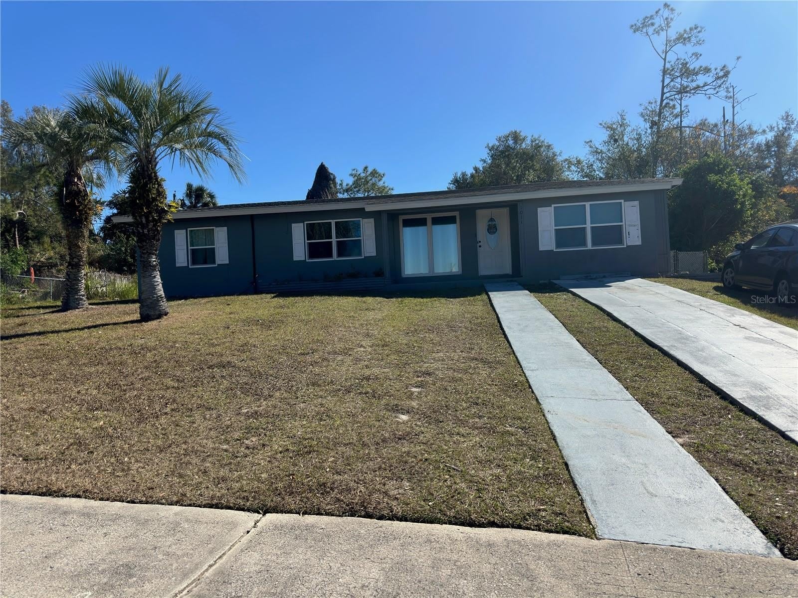 1011 Gerona Avenue – photo 1