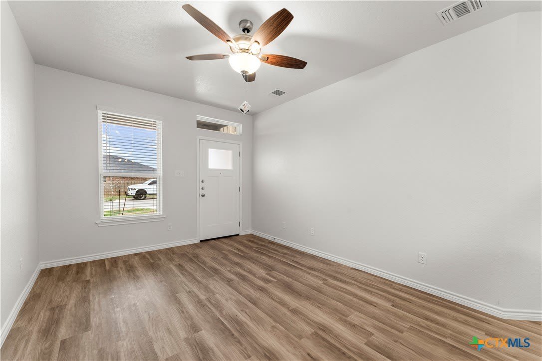 1110 Zora Drive – photo 3
