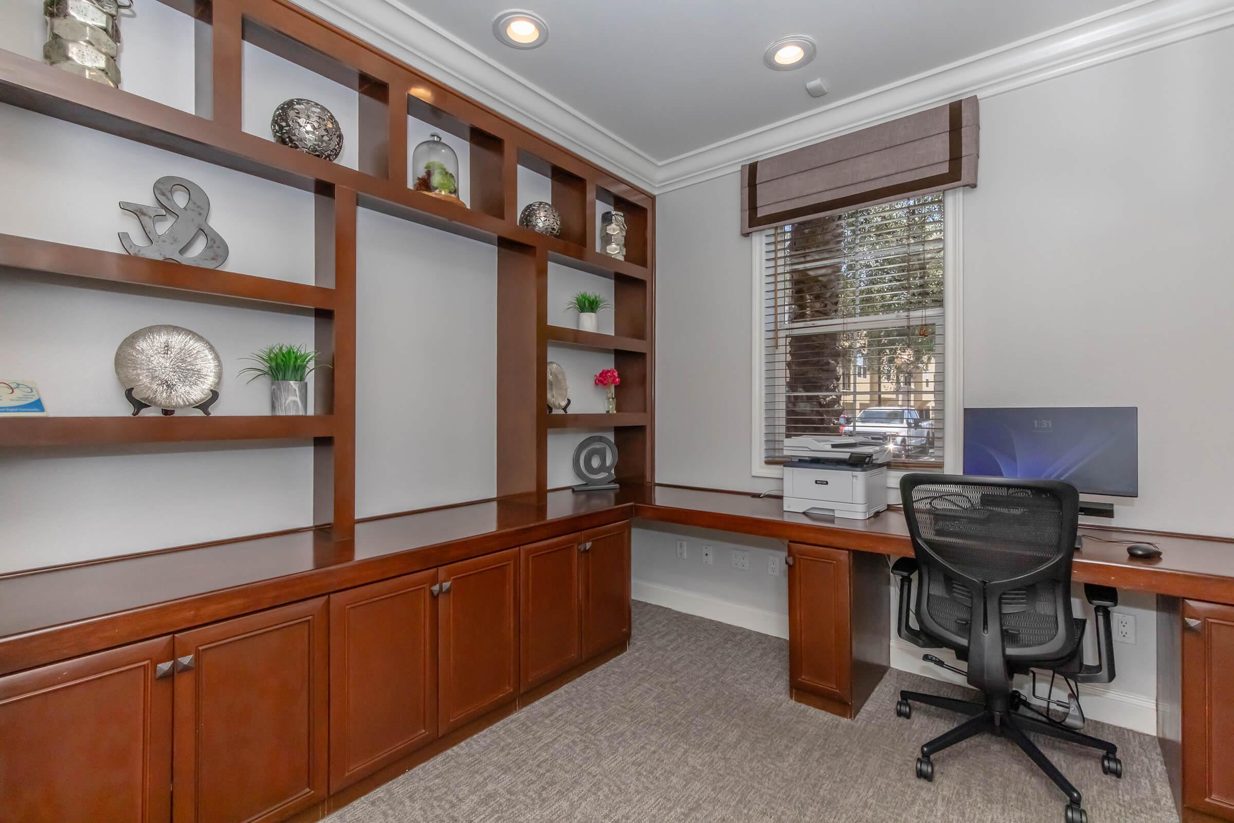 Laurel Vista Apartment Homes – photo 3