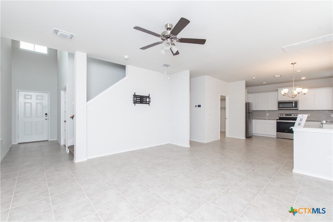 2033 Mallard Court – photo 2