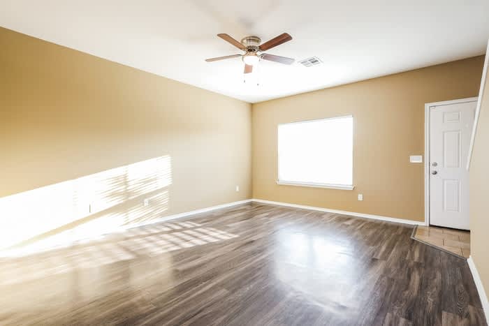 19445 Vista Avenue – photo 5