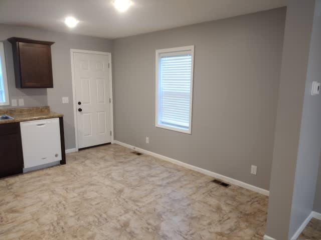 915 North Riverside Drive – photo 3