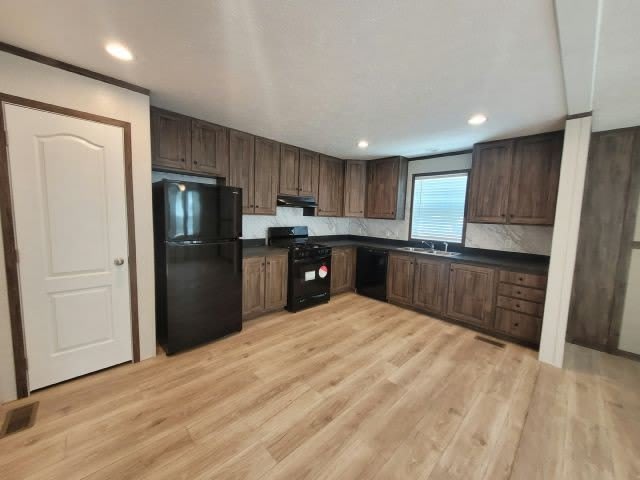11428 5th St NE – photo 4