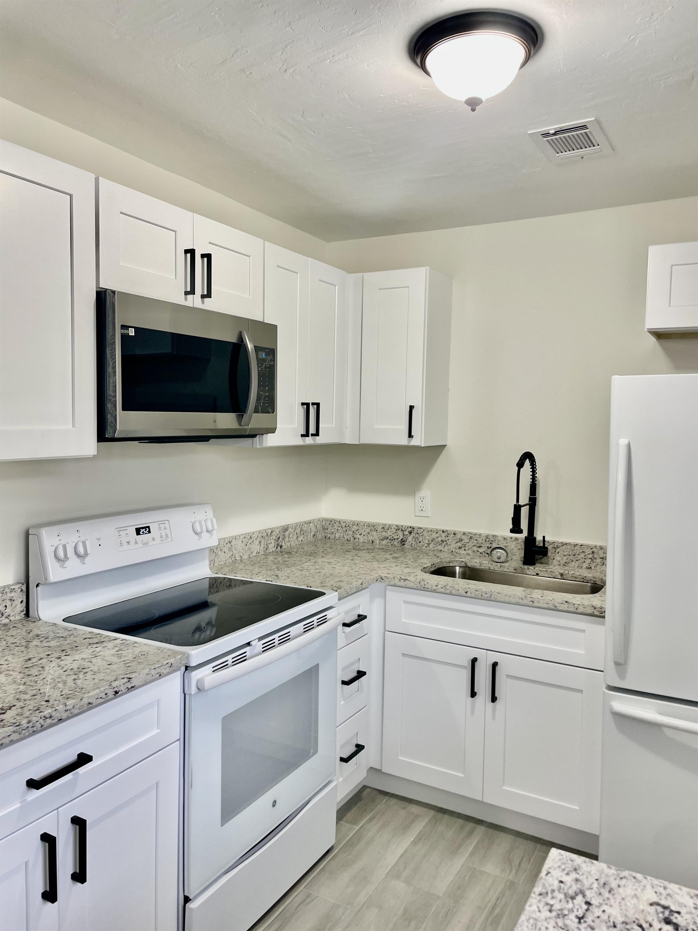4140 Washington Avenue – photo 4