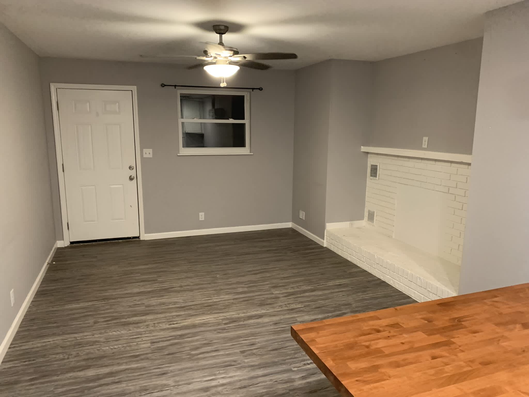 811 East Red Bud Road 102 – photo 3