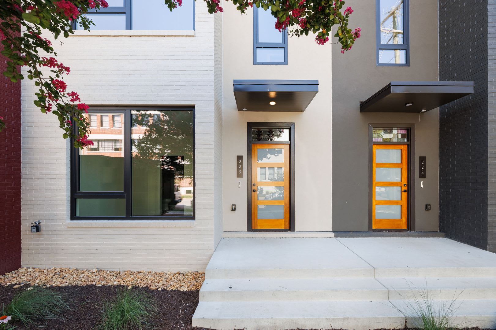 Beautiful BRAND NEW 3 Bedroom Townhome! ***Available NOW*** – photo 2