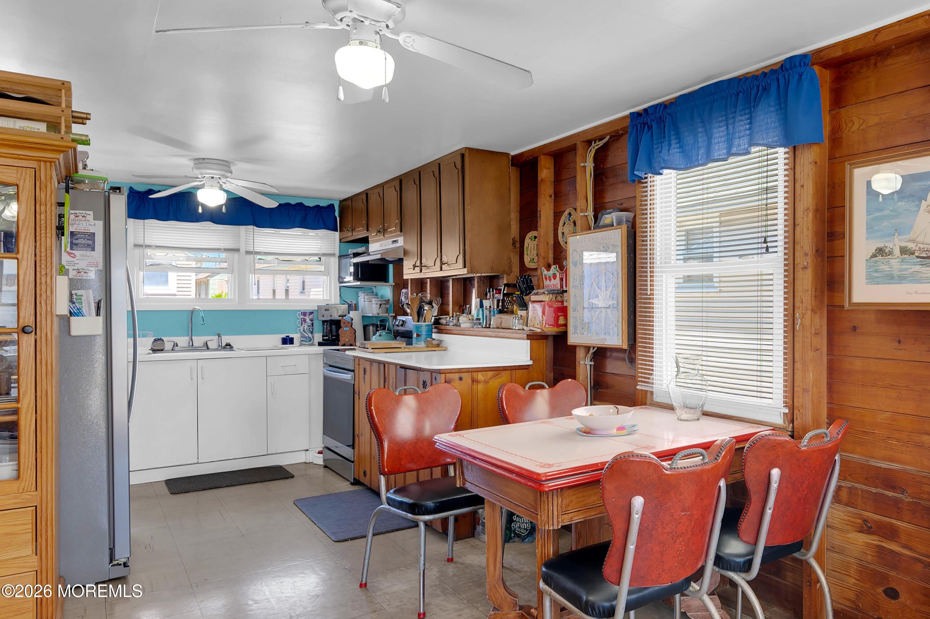 28 11th Lane – photo 5