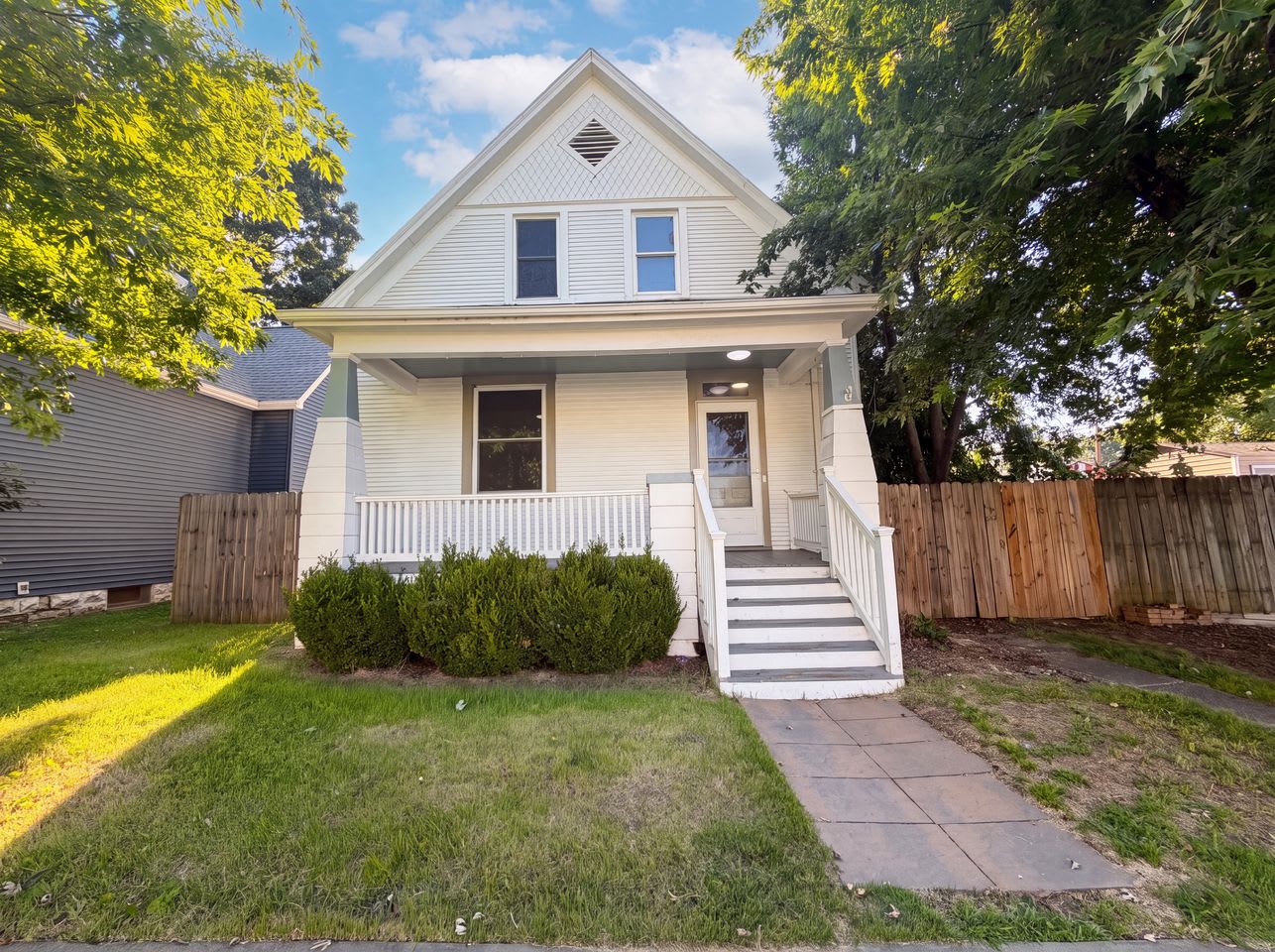416 N 4th St – photo 1